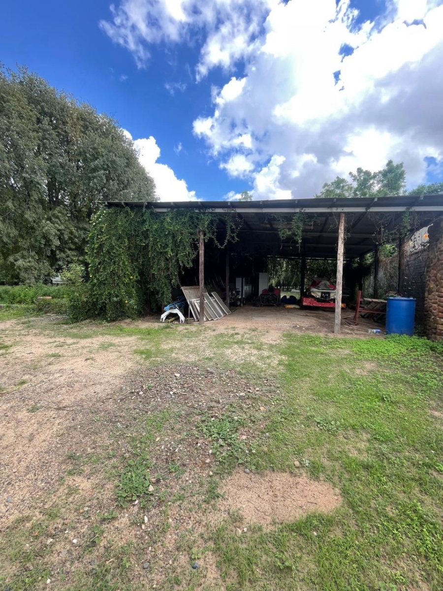 5 Bedroom Property for Sale in Christiana North West